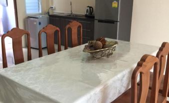 Krabi Town Sleeps 8 with Kitchen