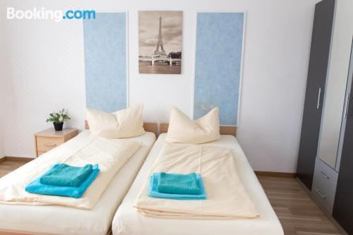 双人间或双床间