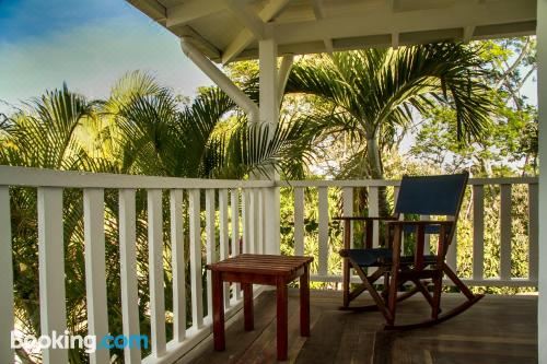 豪华特大床房（园景）