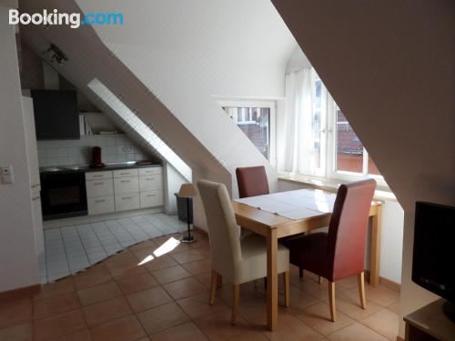 高级一卧室带阳台公寓