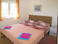 Maslina Hotels in Vinisce
