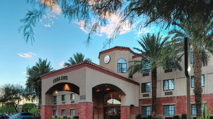 Varsity Clubs of America - Tucson Exterior