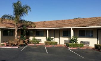 San Joaquin Motel
