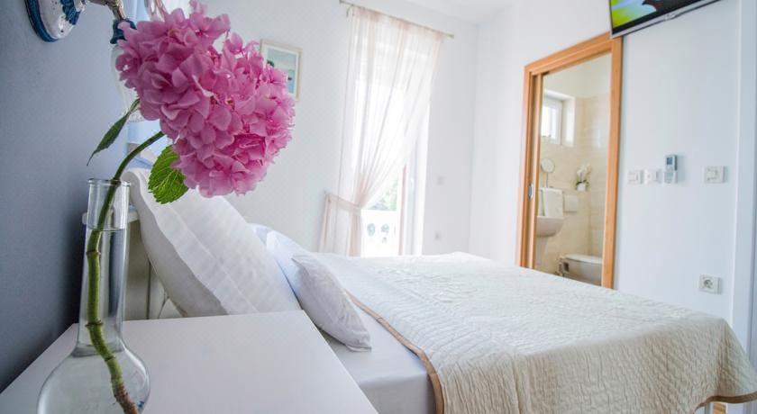 三卧室联排别墅