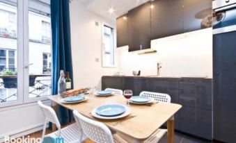 Bright and Newly Renovated Apartment, Hip Canal Saint-Martin Area, Central Paris