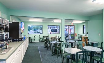 Rodeway Inn & Suites - Rehoboth Beach