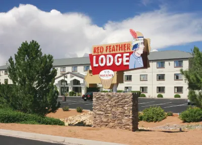 Red Feather Lodge Hotels in 