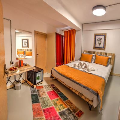 Standard Double Room Vavien Hotel Promo Code