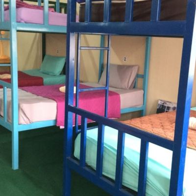 12-Bed Mixed Dormitory with Shared Bathroom