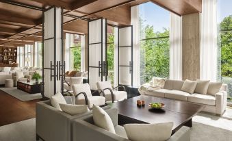 Public, an Ian Schrager Hotel