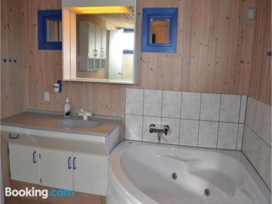 Holiday Home Risvej IV Three-Bedroom Holiday Home