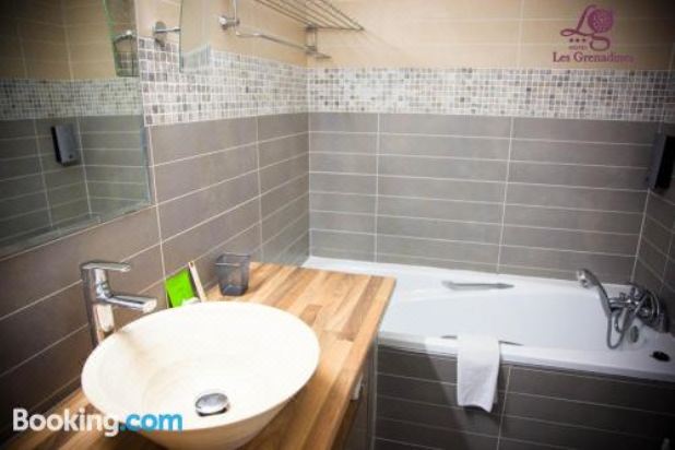 大型双人间 - 带阳台