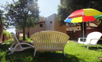 Colonial Hostel & Camping