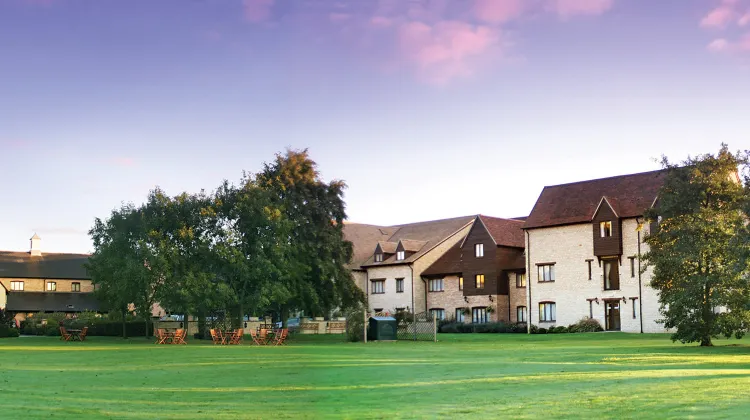 Voco オックスフォード スパイアーズ 外観