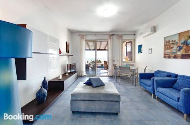 两卧室公寓 - 带露台