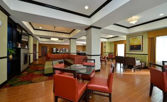 Holiday Inn Express & Suites Alva