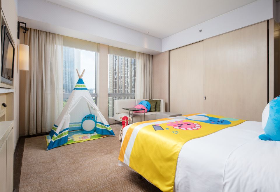 Grand Hyatt GuangzhouThemed Deluxe Room