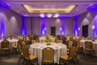 Renaissance Chicago O'Hare Suites Hotel
