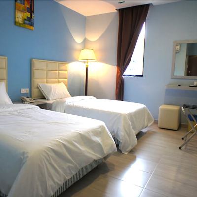 Superior King or Twin Room Kupon Hotel Zamburger Bukit Indah