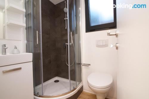 带露台一室公寓