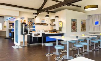 Hôtel Ibis Budget Nantes Ouest Atlantis Couëron - Housity