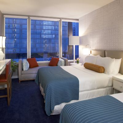 Deluxe Two Queen Room Kinzie Hotel Promo Code