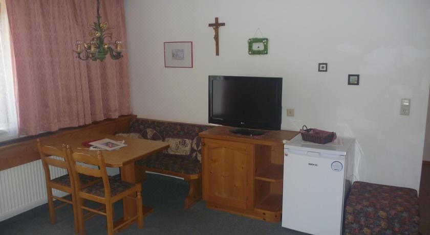 一卧室公寓（带阳台）