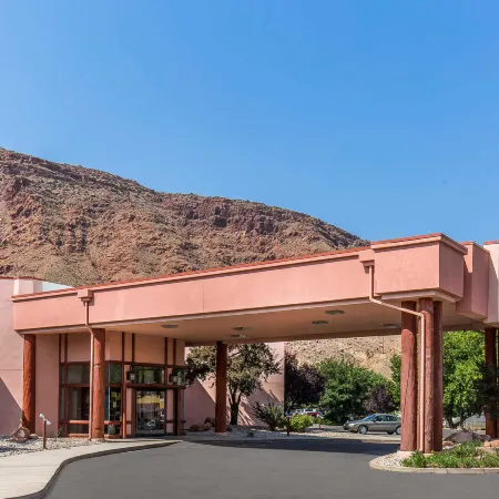 Quality Suites Moab Near Arches National Park