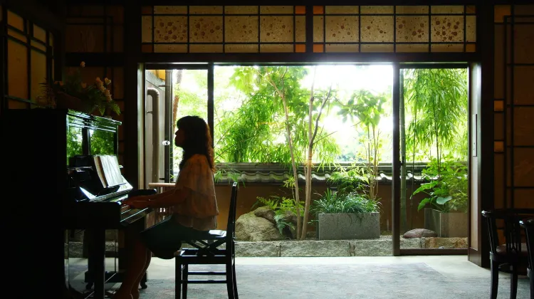 滋賀おごと温泉 びわ湖花街道 施設