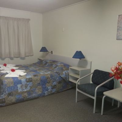 Motel Room, Non Smoking (2 People)