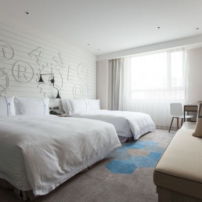 家庭四人房 頭等艙飯店（高雄站前館）優惠