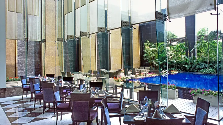 Radisson Noida Dining/Restaurant