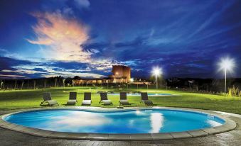 Mercury Boutique Hotel - Housity