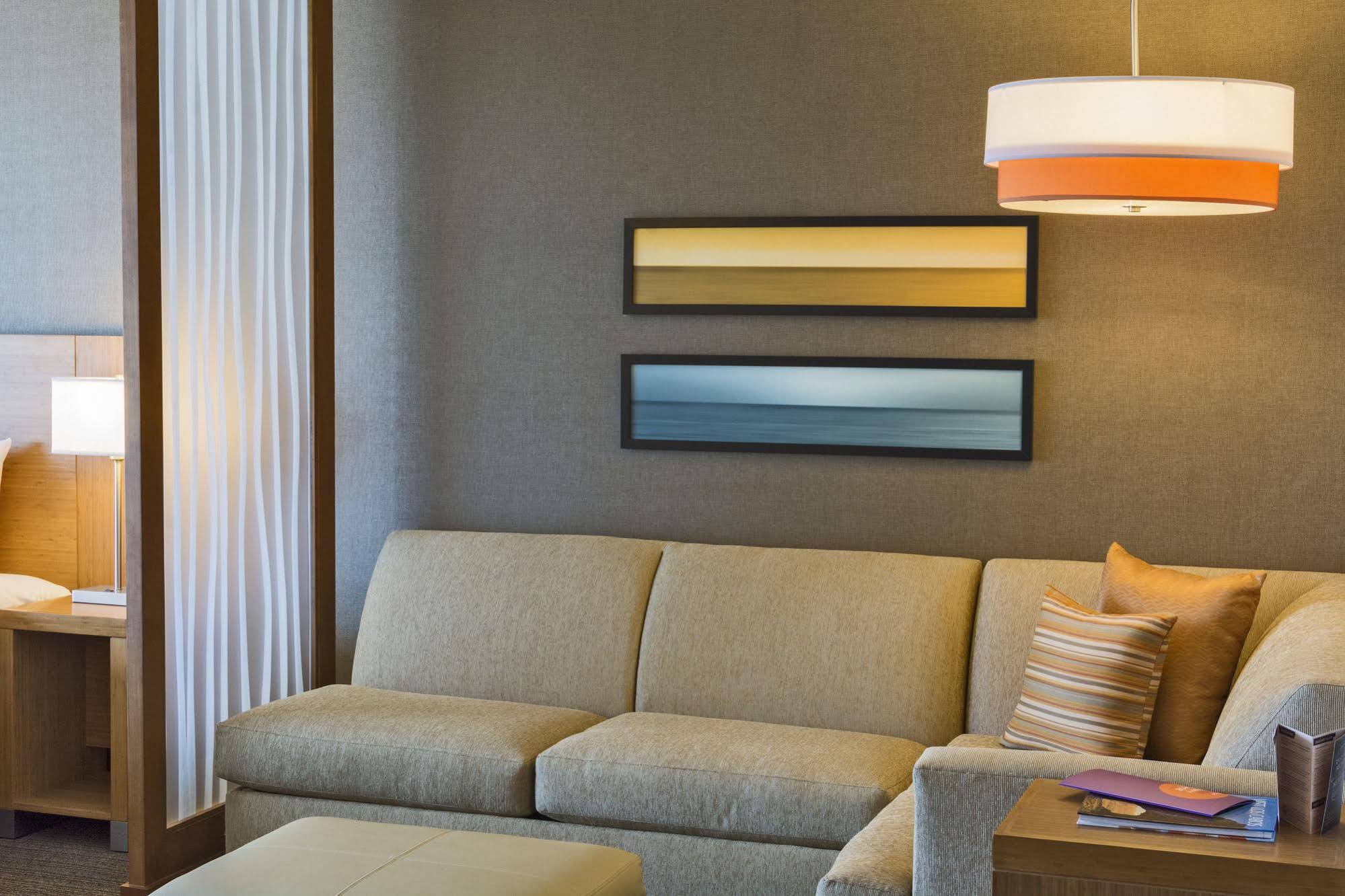 凯悦海景特大床