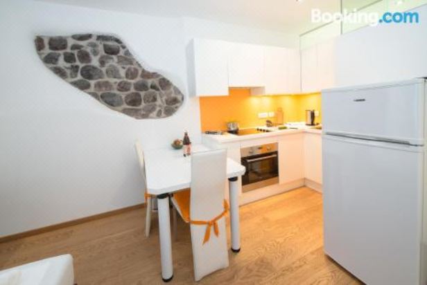 Vintler Apartments Studio - Ground Floor