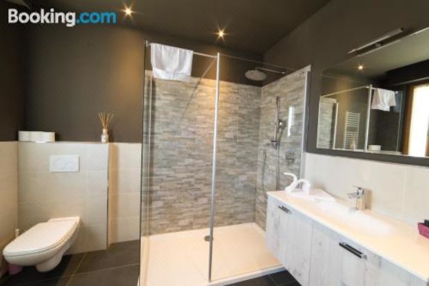 园景豪华双人或双床间