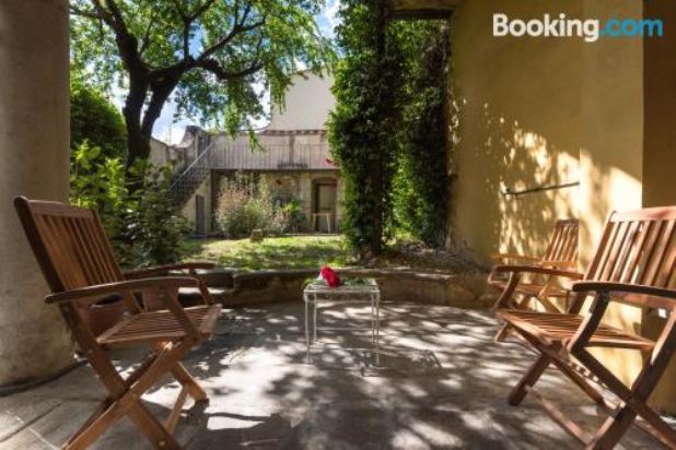 带园景一室公寓