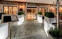 BW Premier Collection CHC Continental Hotels in 