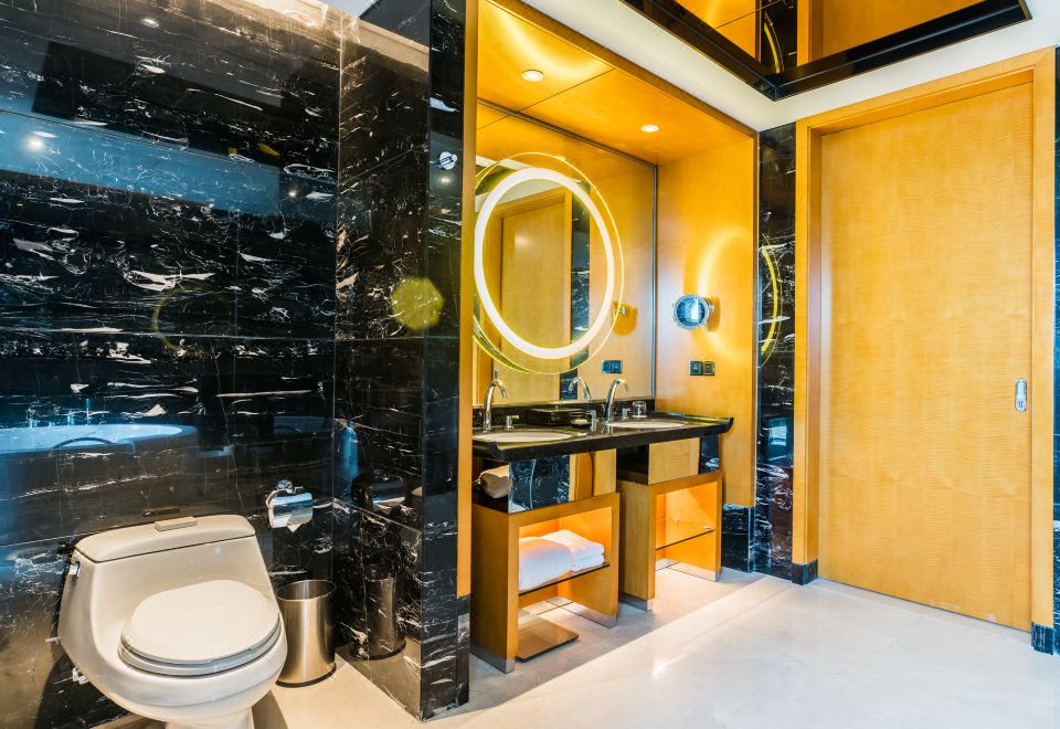 至尊海湾全景套房