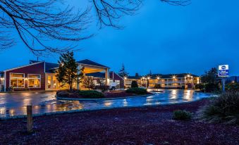 Best Western Salbasgeon Inn  Suites of Reedsport