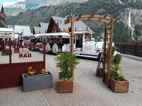 一室房 - 地面楼层