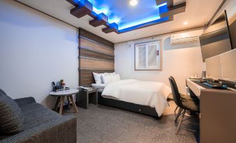 Bucheon (Wonjong-Dong) A Hotel