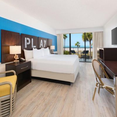 King Room With Balcony-Oceanfront Sirata Beach Resort Promo Code