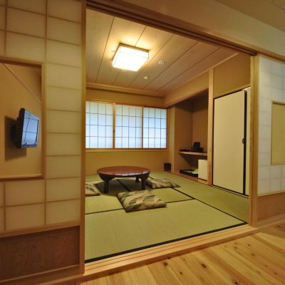 トリプルルーム 湯の山 理想杜 希望荘 クーポン