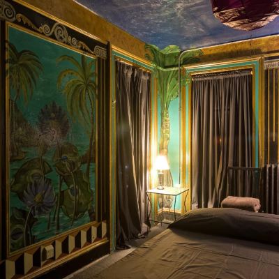 Double Room with Shared Bath Carlton Arms Hotel New York Promo Code
