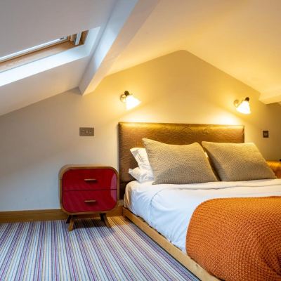 Deluxe Queen Room The Vineyard Promo Code