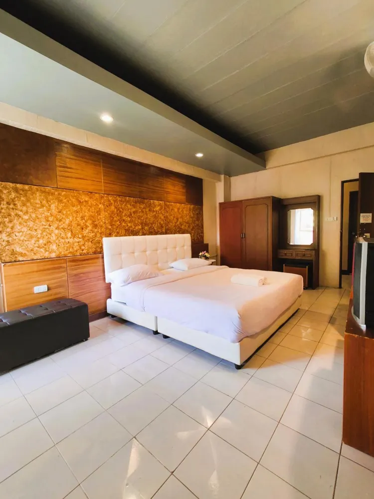 ห้องสแตนดาร์ดพร้อมเครื่องปรับอากาศ