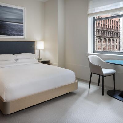 Accessible Deluxe King Room with Tub Hyatt Centric the Loop Chicago Promo Code