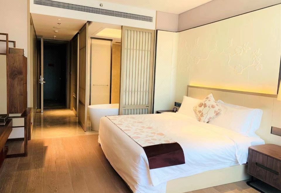 高级大床房
