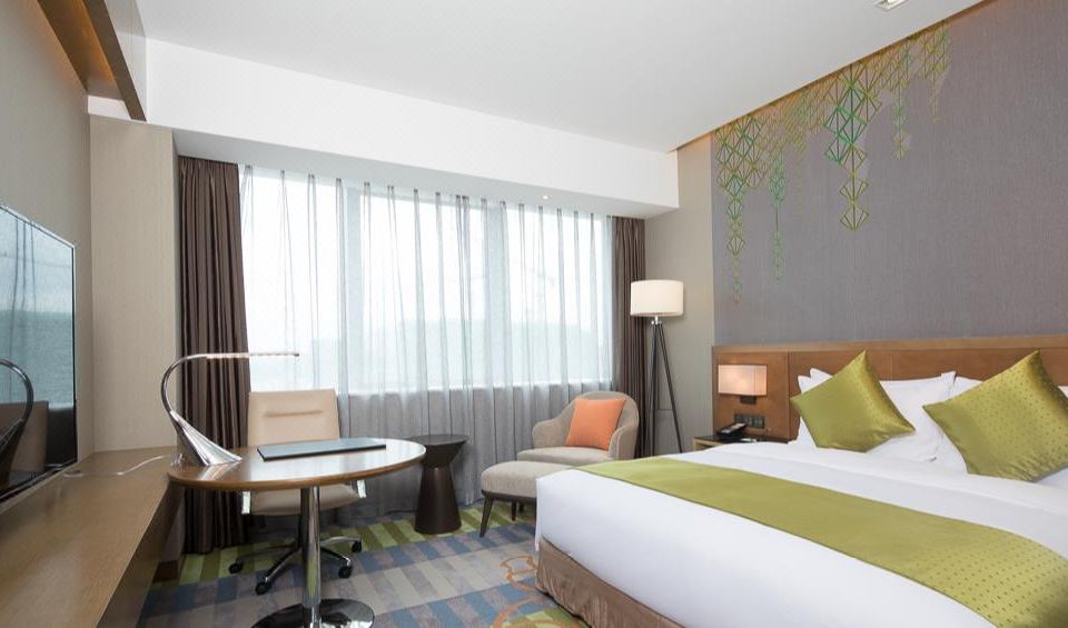 高级房 双床 城市景观